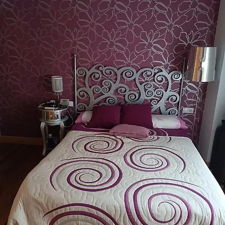 Karmelo Junto Al Metro Апартаменти *