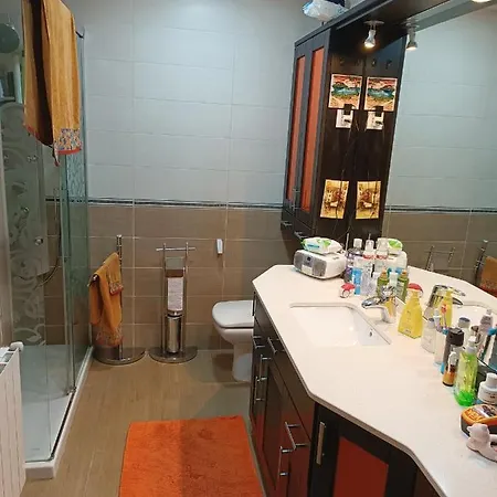 Karmelo Junto Al Metro Apartamento