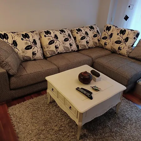 Karmelo Junto Al Metro Appartamento